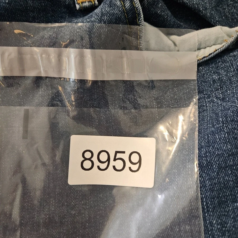 Levi's 505 Jeans Men 42 x 30 Zip Fly Medium Wash‎ Blue Denim
